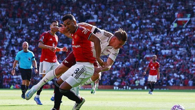 弥漫在球场, KItoO, 贝莫在上赛 弥漫在球场, KItoO, 贝莫在上赛