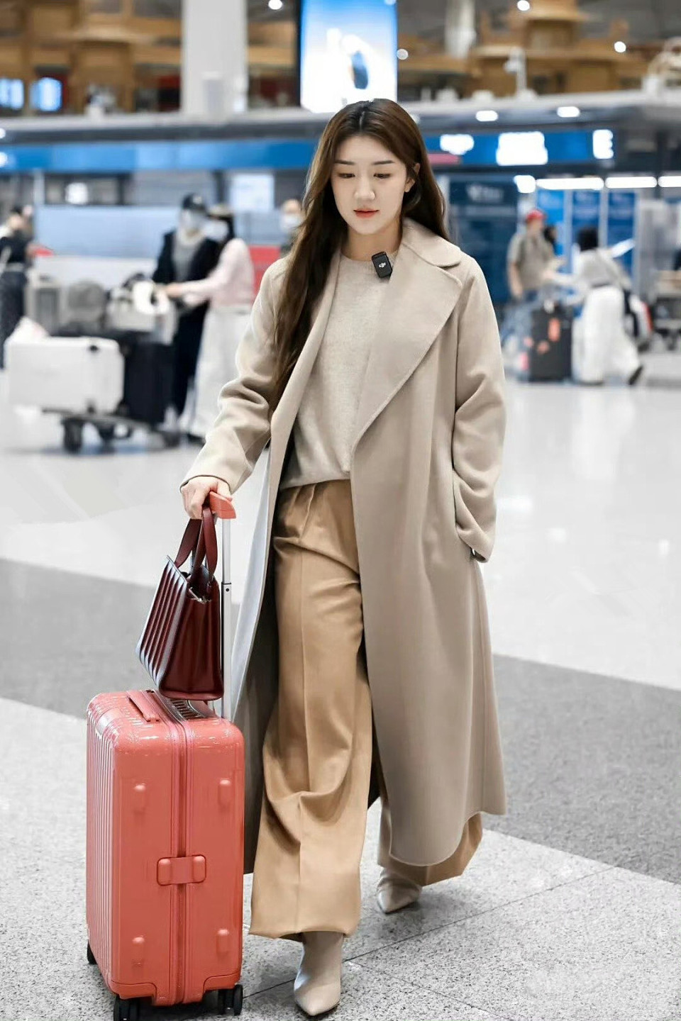 一点小小的, AA, 哈喽 一点小小的, AA, 哈喽